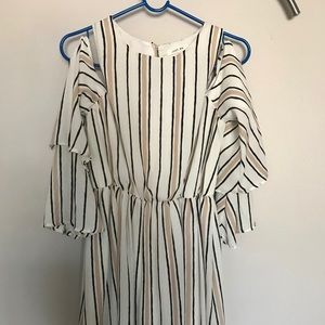 Cut out shoulder Dress